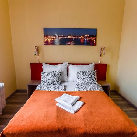 Goodmo House Pansiyon Budapeşte Dış mekan fotoğraf